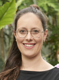 Profilbild Mitarbeiterin Annika Nasz